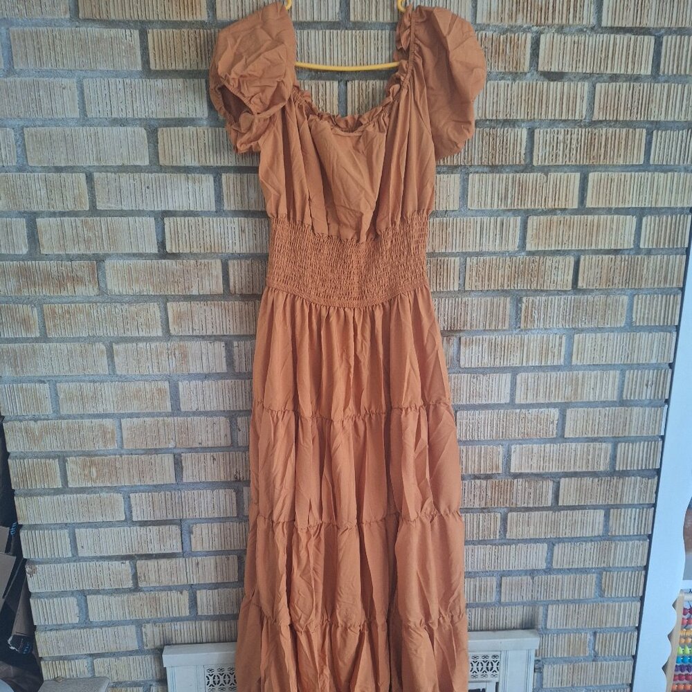 Italy inspired dress. Gold one available blue sold.